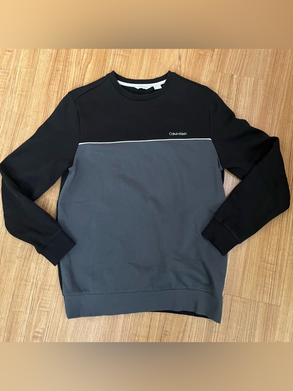 Calvin Klein Men’s Black and Charcoal Gray Crewneck Colorblock Sweatshirt